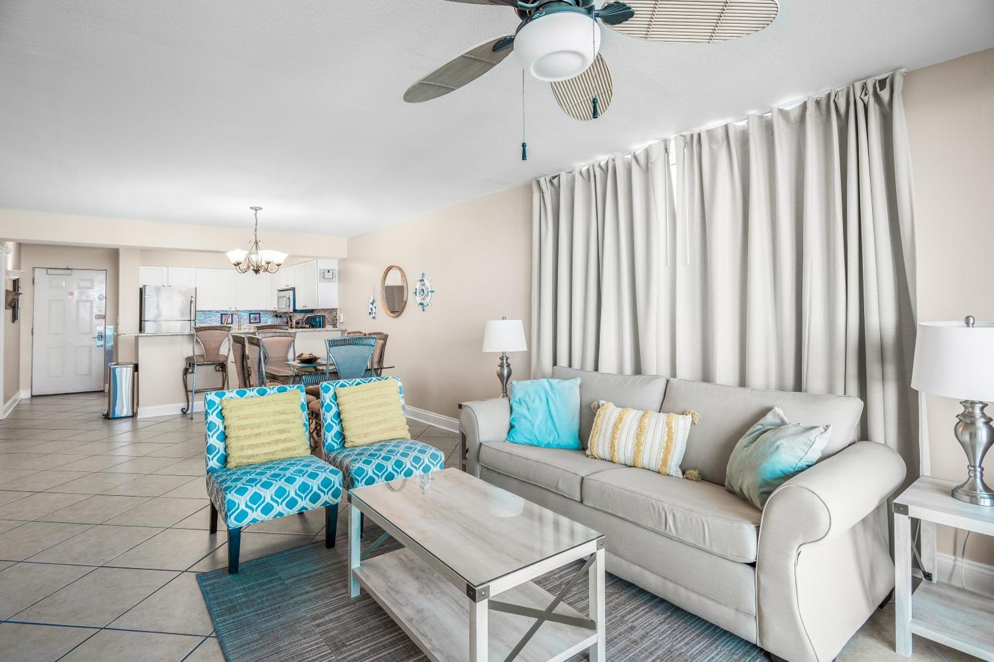 Pelican Beach Resort Condos Дестін Екстер'єр фото